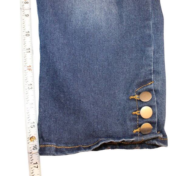 Women's Denim Jeans Size XL – Comfortable Fit, Classic Style, Everyday Wear - Picture 6 of 6